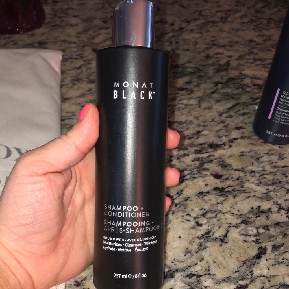 New Monat black shampoo and conditioner full size